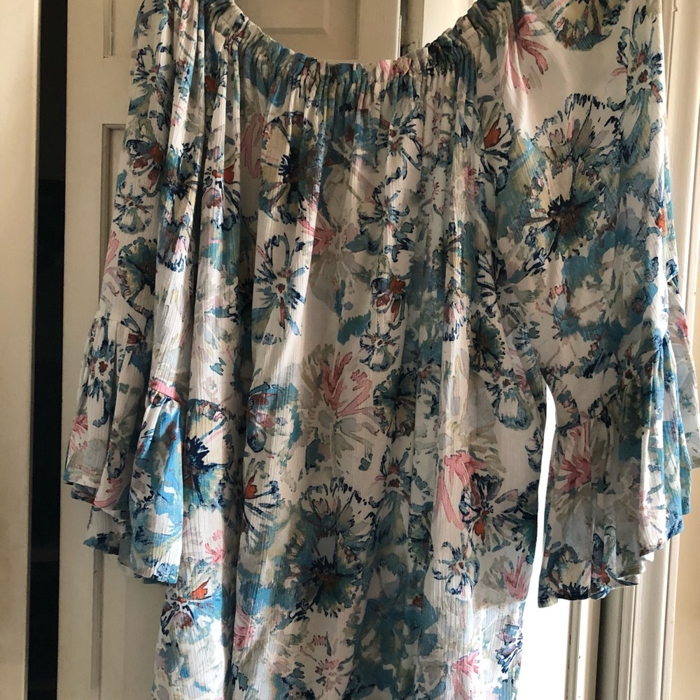 Karen Kane blouse
